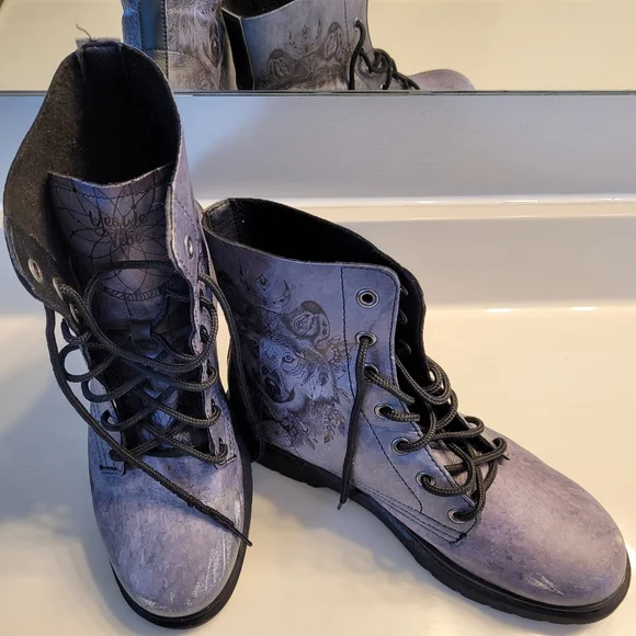 Yes We Vibe Bohemian Wolf Lace-up Combat Boots US Men's 10 / Women's 11.5 Gray - Picture 14 of 16